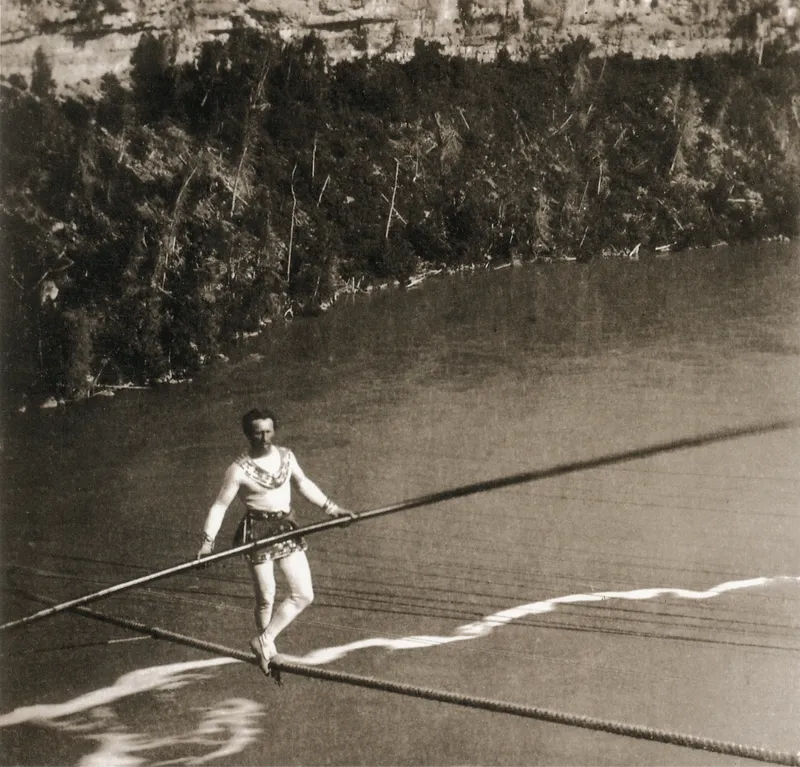 How Charles Blondin Cooked an Omelet on a Tightrope
