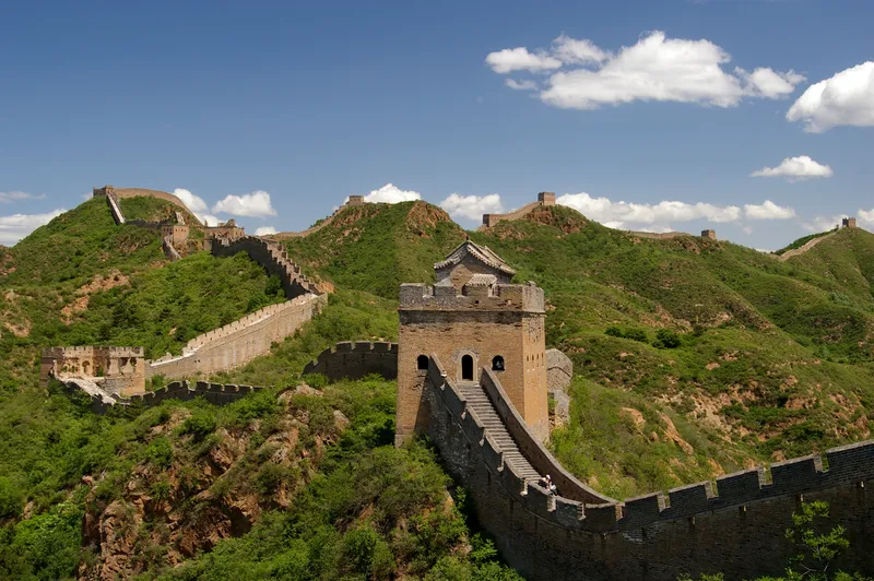 Ming Dynasty's Great Wall: A Fortress Against Mongol Attacks