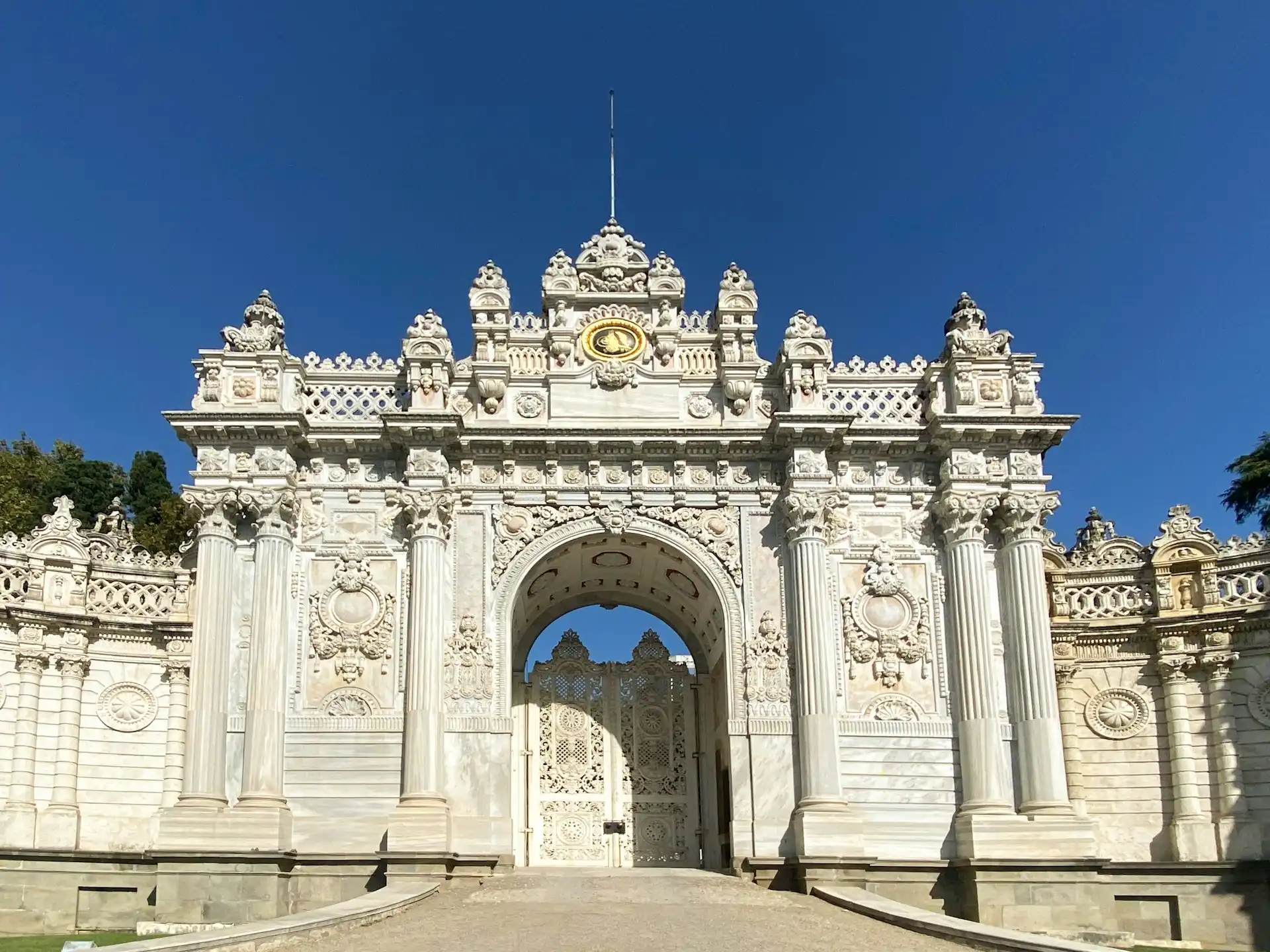 The Shocking Role of Food Tasters in the Ottoman Court