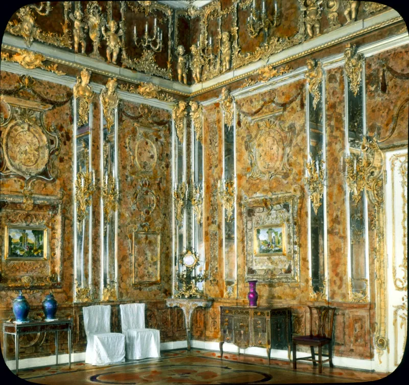 The Unsolved Mystery of the Missing Amber Room