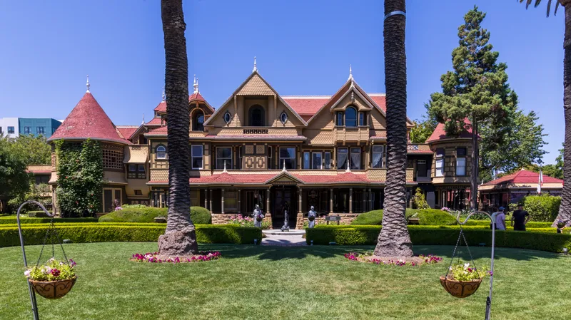 The Secrets of the Winchester Mystery House Revealed