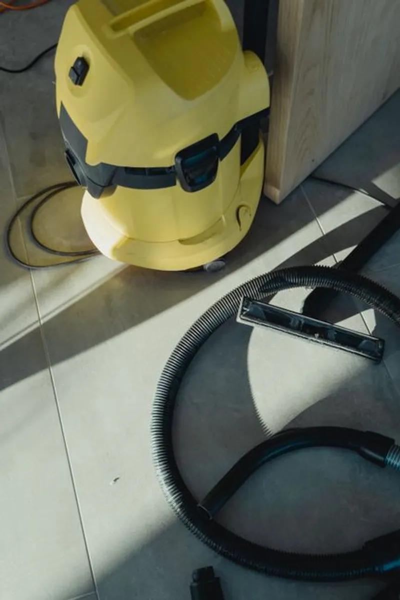 James Dyson's Bagless Vacuum Came From a Sawmill Cyclone