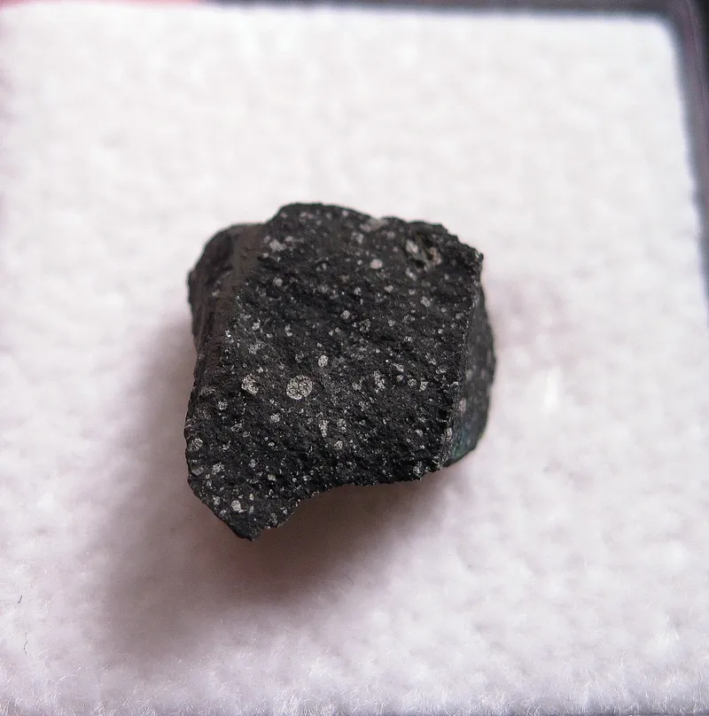 7 Meteorites That Changed Research on Solar System Origins