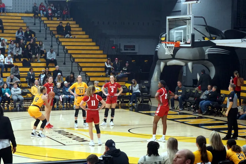 How the 1957-58 Knicks Made Free Throw History