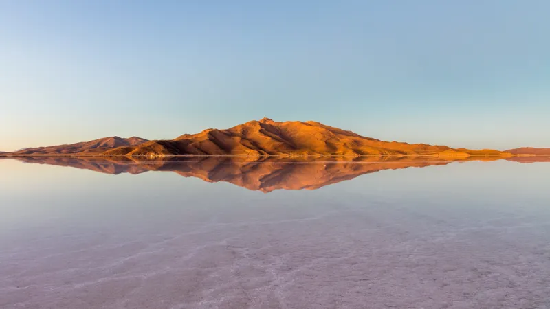 Salar de Uyuni Helps Calibrate Satellites from the Ground
